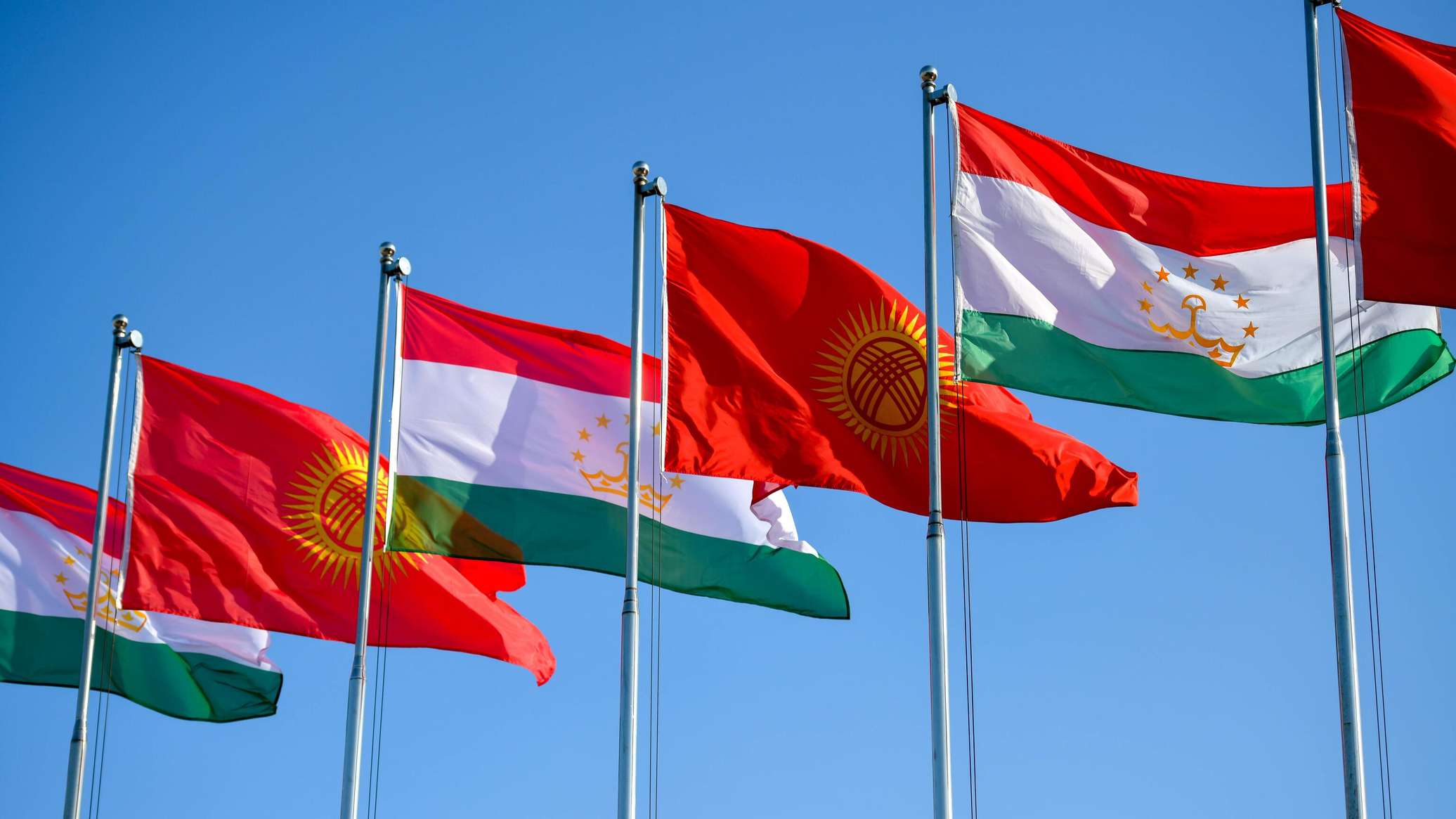 На границе Таджикистана и Кыргызстана завершили делимитацию