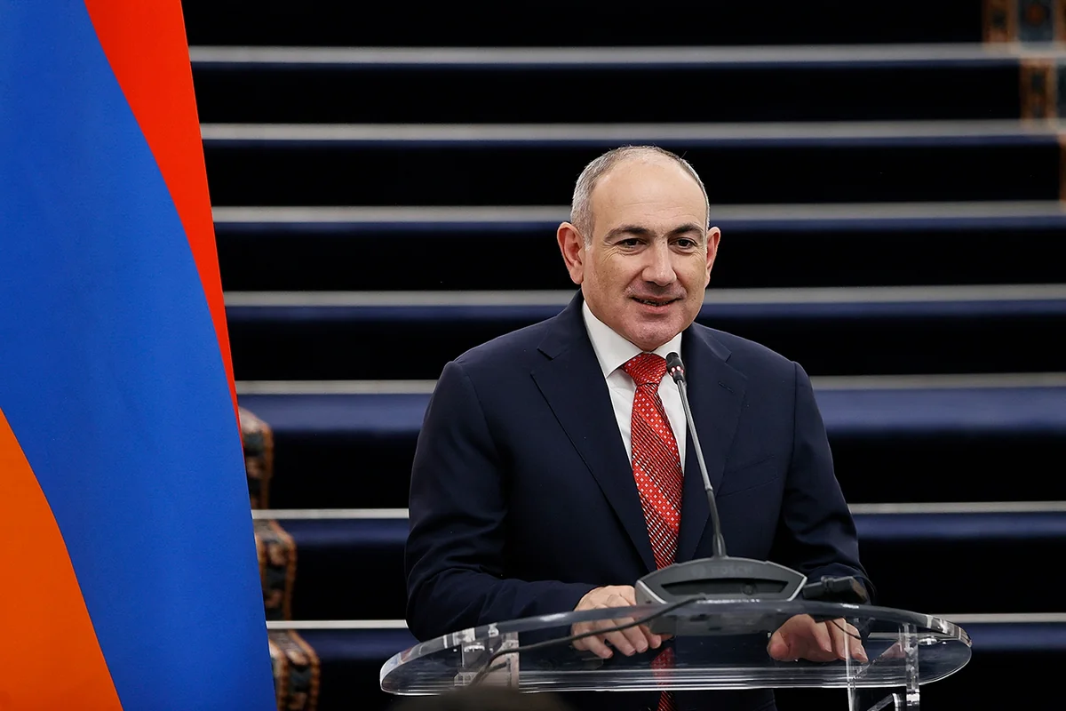 Пашинян призвал противостоять силам, выступающим против мира с Азербайджаном