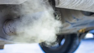 В Алматы почти 200 автомобилей не прошли проверку на выбросы