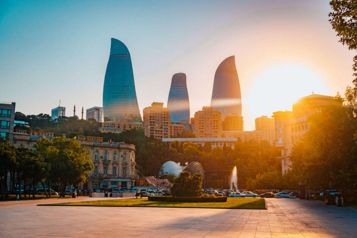 Какой будет погода в Азербайджане завтра?