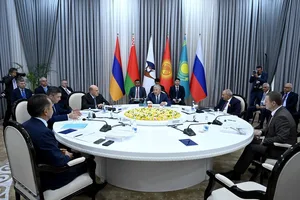 Eurasian Intergovernmental Council holds narrow-format meeting in Issyk-Kul