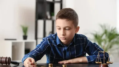 Родители задолжали детям 19 миллиардов тенге по алиментам