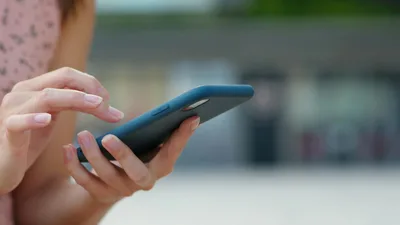 Казахстанцам разрешат отказаться от надоедливой услуги мобильных операторов