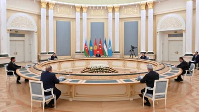 Токаев призвал тюркские страны готовиться к новой технологической эпохе