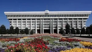 Эвакуация людей в Жогорку Кенеше связана с учениями