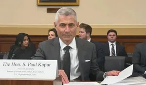 Помощник госсекретаря США прилетит в Кыргызстан