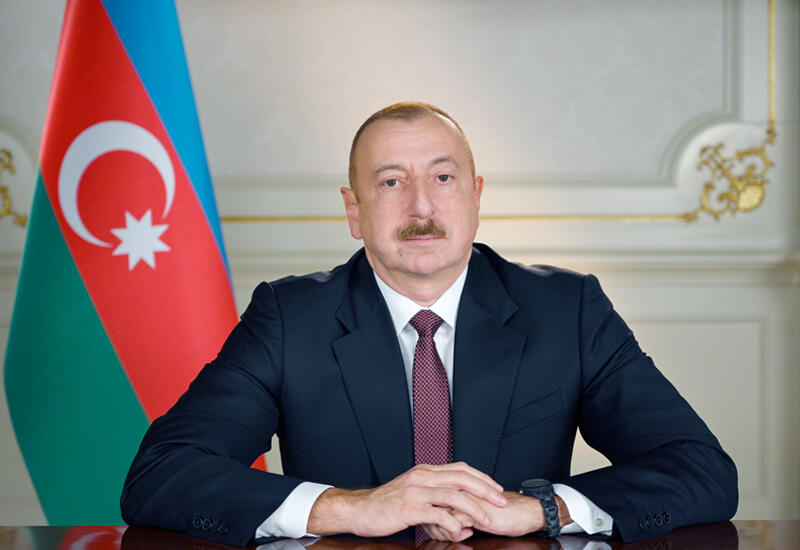 Президент Ильхам Алиев поздравил Президента Южно-Африканской Республики