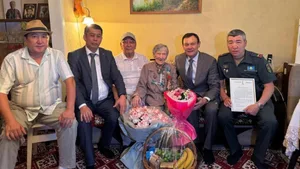 Спасала раненых на фронте: ветеран войны из Алматы отметила 101-й день рождения