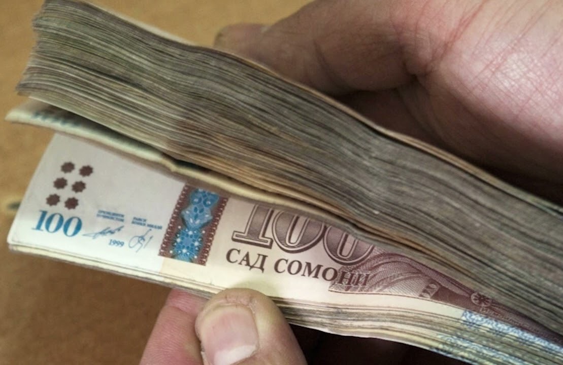 Директор стройкомпании в Таджикистане пойдет под суд за присвоение 668 тыс. сомони