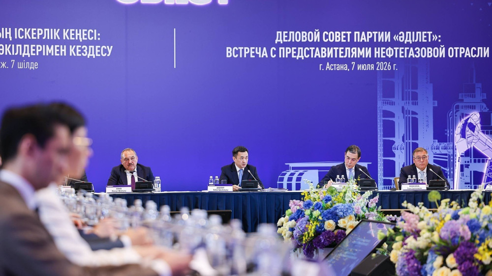 Политолог Газиз Абишев: “Әділет“заходит на выборы с редким балансом ресурсов и опыта