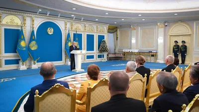 Токаев наградил 106-летнюю Зулкию Жуматову - её голос звучал в первом эфире на казахском языке