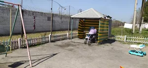 В Кыргызстане семеро детей живут в тюрьмах с матерями. Депутат требует мер