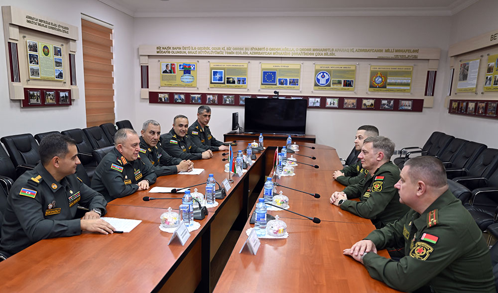Азербайджан и Беларусь обсудили военное право в Баку