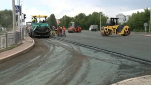 В Караганде обновляют дороги, но не все водители довольны