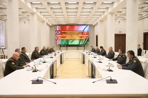 Керим Велиев обсудил с главой Генштаба ВС Беларуси вопросы региональной безопасности