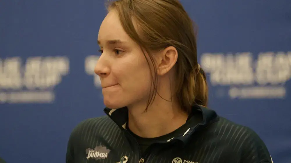 Рыбакина прибыла на US Open после травмы на прошлом турнире