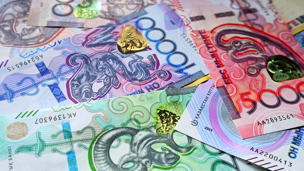 В Казахстане выявили более 30 миллиардов тенге невзысканного ущерба