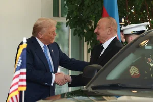 Алиев поблагодарил Трампа за вклад в мир между Азербайджаном и Арменией