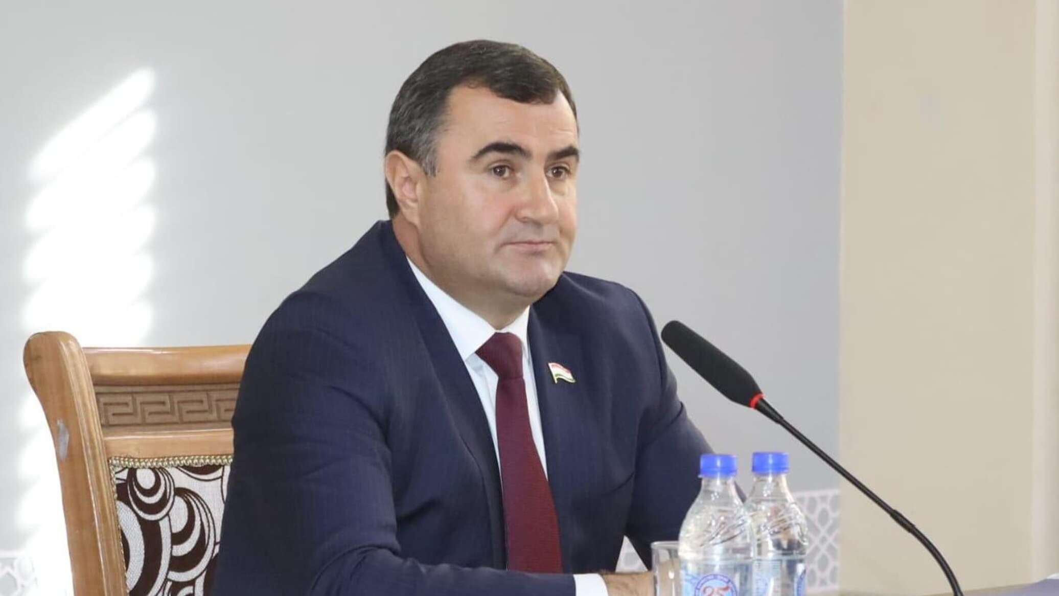 Автомобиль главы Горного Бадахшана упал в реку Пянж