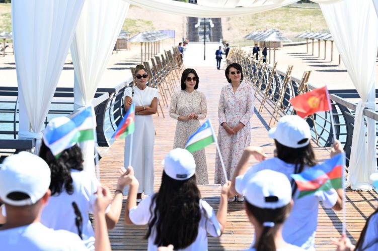 First Ladies of three countries visit Altyn Balalyk Center in Issyk-Kul region