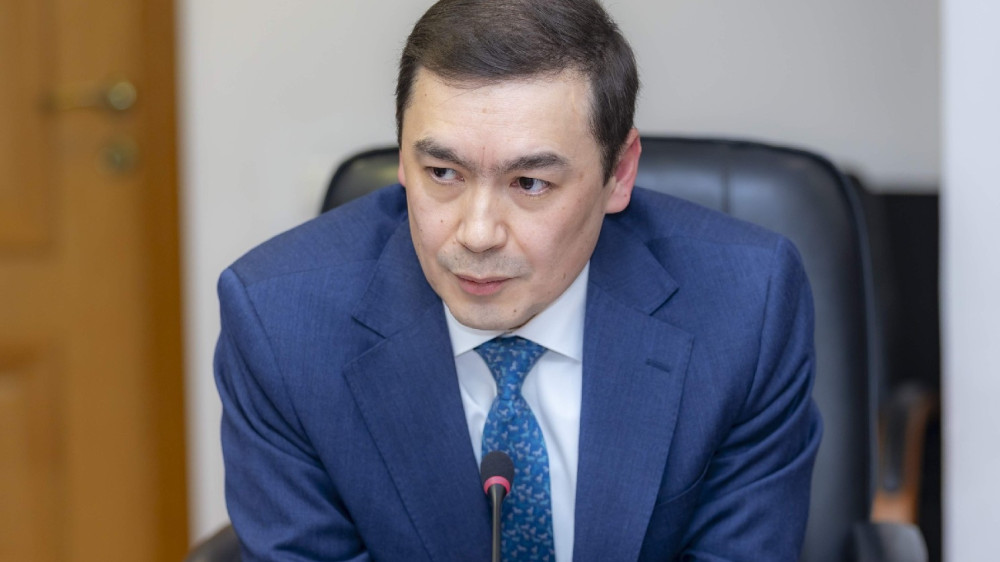 “Спросите у искусственного интеллекта“- вице-министр о росте доходов казахстанцев