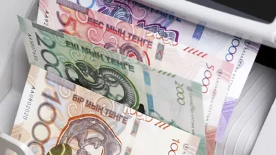 Казахстанцы нашли способ получить свои пенсионные после повышения порогов