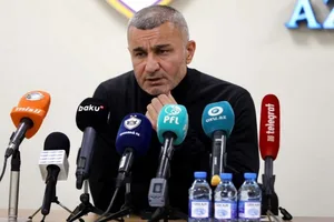 Гурбан Гурбанов - о летних трансферах: "Мы ведем переговоры со многими игроками"