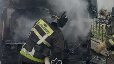 В Астане загорелся автобус - пассажиры успели выбраться