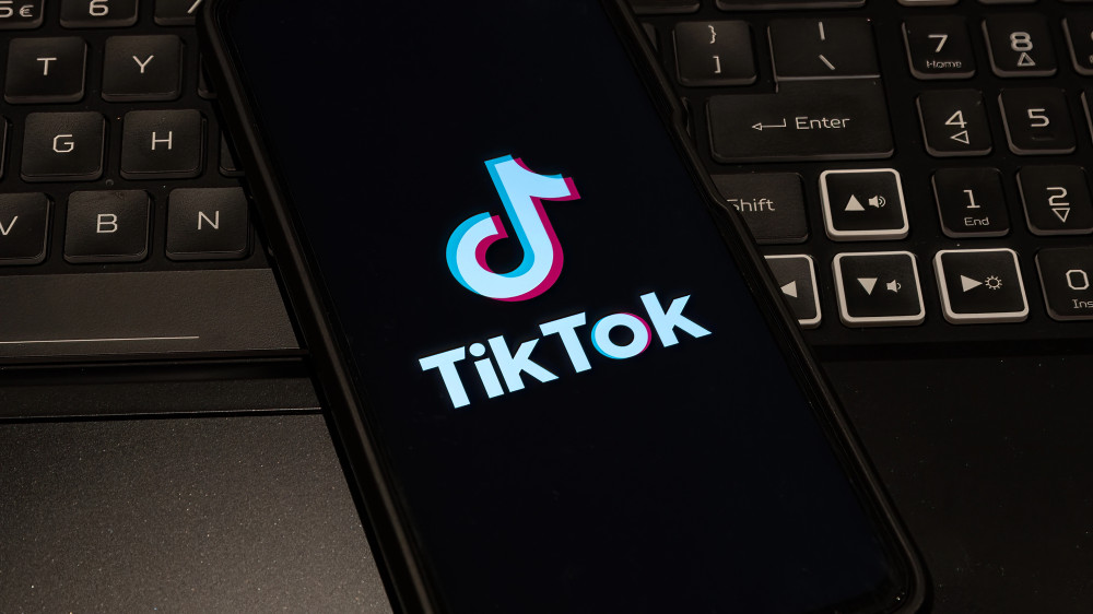Казахстанку наказали после прямого эфира в TikTok