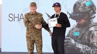 Министр обороны поздравил участников инженерного чемпионата Shaiqas
