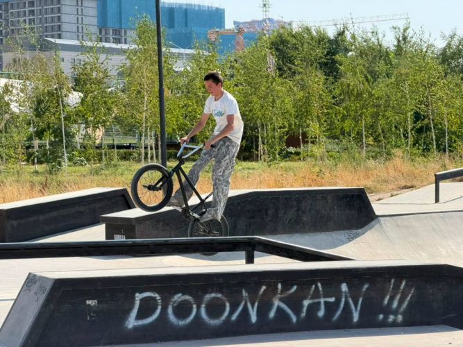 Bishkek hosts extreme street sports festival