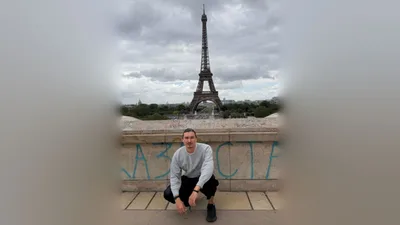 “Какой позор!“Граффити “Казахстан“появились у Эйфелевой башни