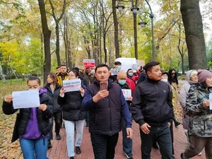 Запрет на митинги на основных площадках Бишкека продлен