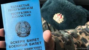 17-летние парни и некоторые женщины: в Казахстане заработал автоматический воинский учет