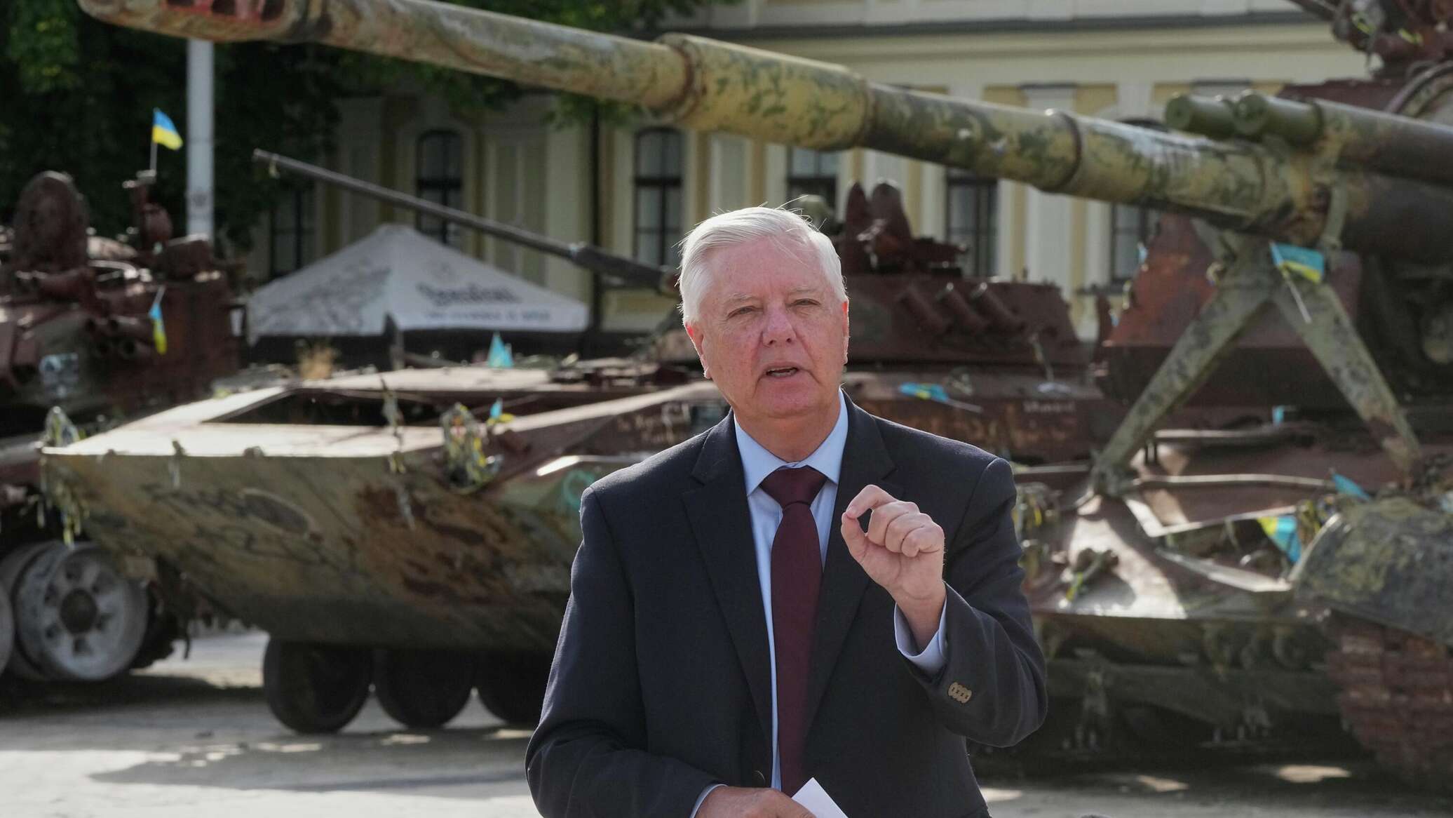 Скончался американский сенатор Линдси Грэм*