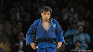 Елдос Сметов одержал первую победу после золота Олимпиады