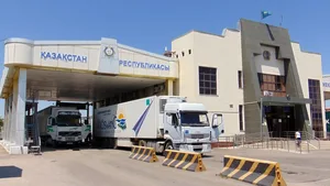 Очереди из грузовиков на границе - в правительстве Казахстана рассказали, как будут решать проблему