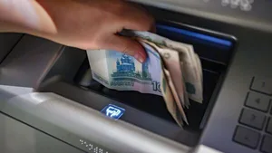 Власти Таджикистана призывают мигрантов не делать сомнительных переводов денег