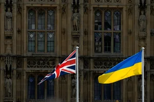 Лондон перечислил Киеву $1 млрд из активов РФ