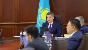 Олжас Бектенов пригрозил наказанием за срыв подготовки к зиме