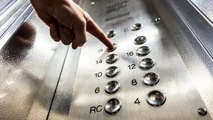 В Узбекистане утвердили новый порядок оценки безопасности лифтов
