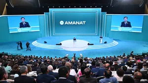 Съезд партии Amanat поддержал присоединение к партии “Әділет“