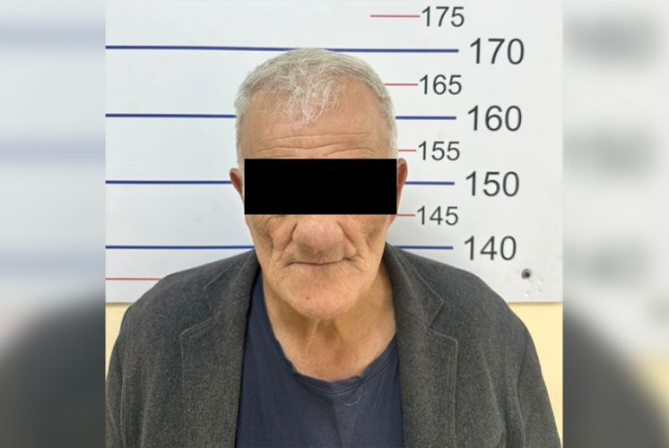 В Бишкеке мужчину задержали за домогательства в автобусе