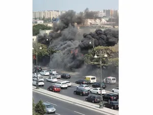 В Баку вспыхнул пожар
