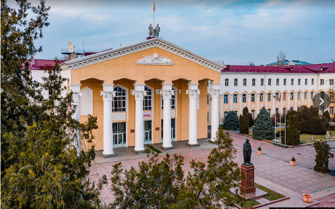 В Кыргызстане упростили требования к ректорам университетов