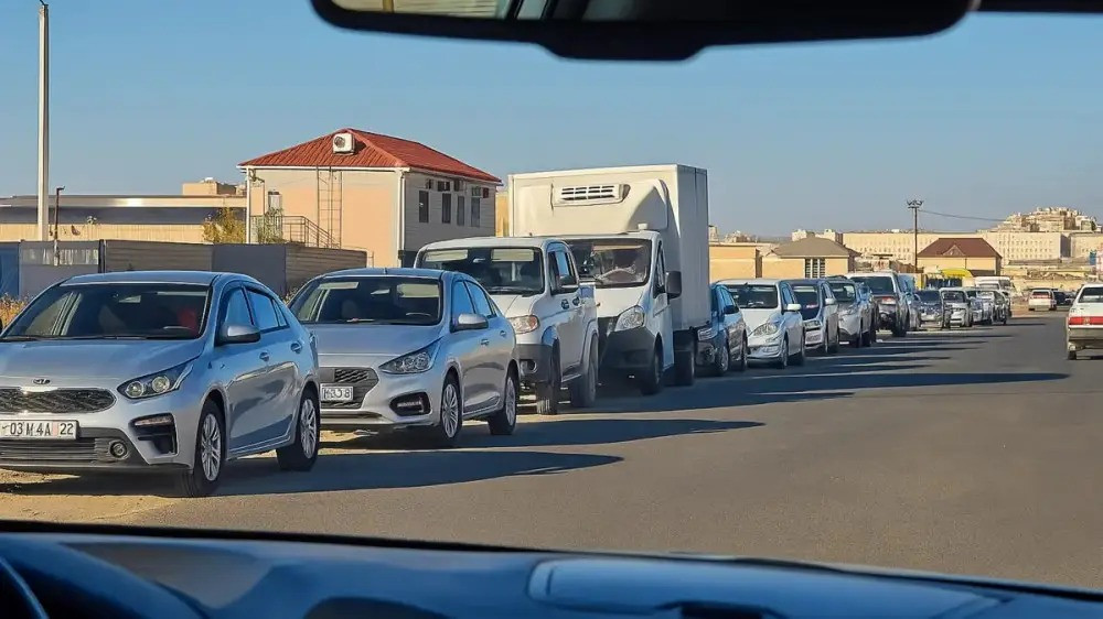 В Актау нашли главную причину летних пробок
