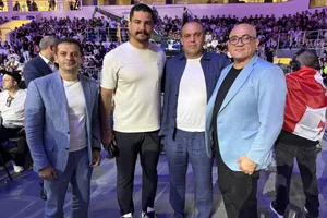 Два азербайджанца в VIP-ложе в Тбилиси… А вместе с ними легендарный Таха Акгюль, знаменитый Умар Кремлев и другие почетные гости