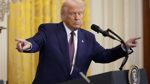 Иранская война: Трамп между миром и "Кувалдой"